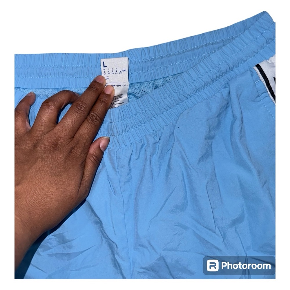 EUC Reebok Outfit - Picture 10 of 13